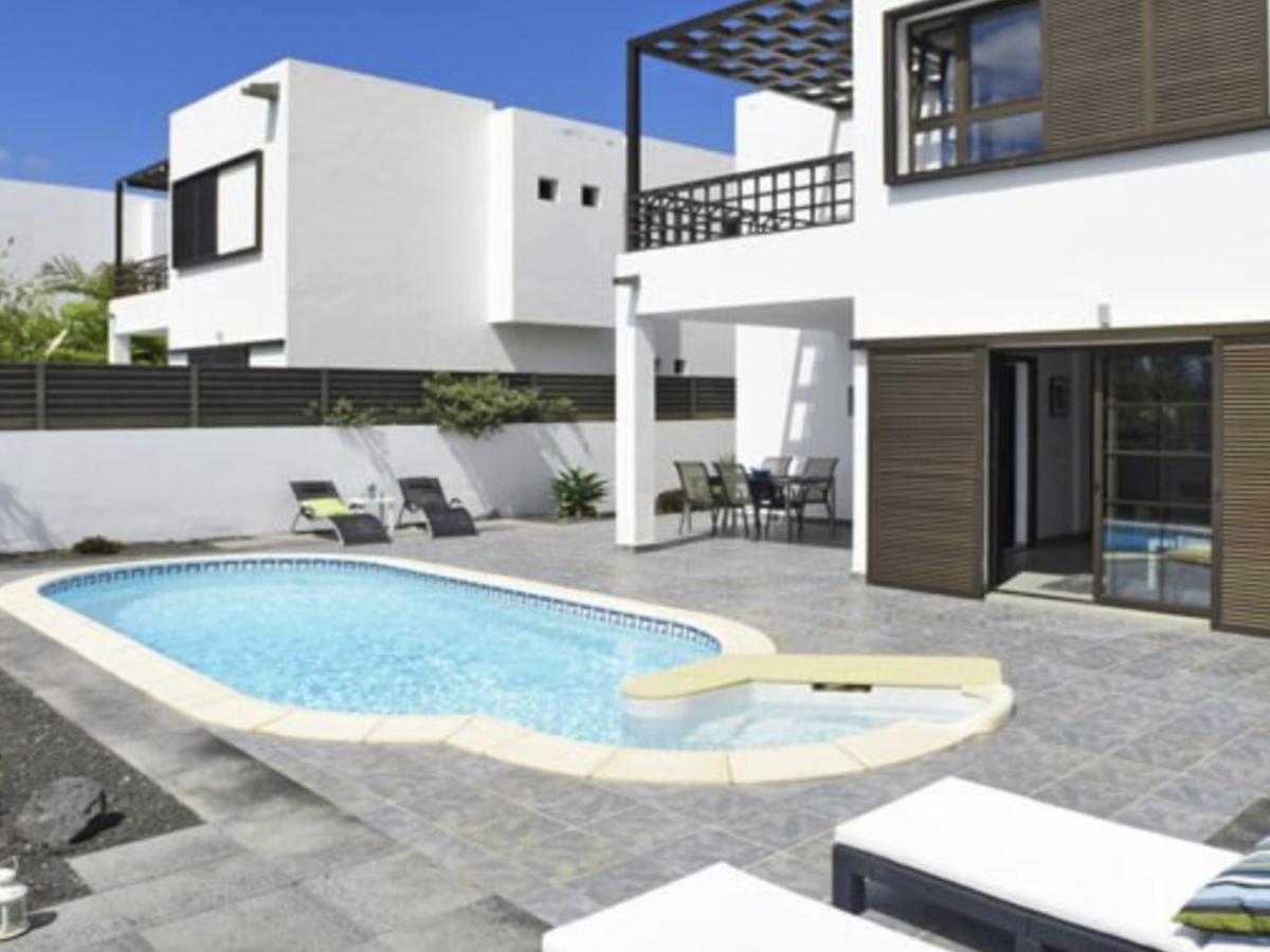 Modern Villa With Sea Views Costa Teguise Buitenkant foto