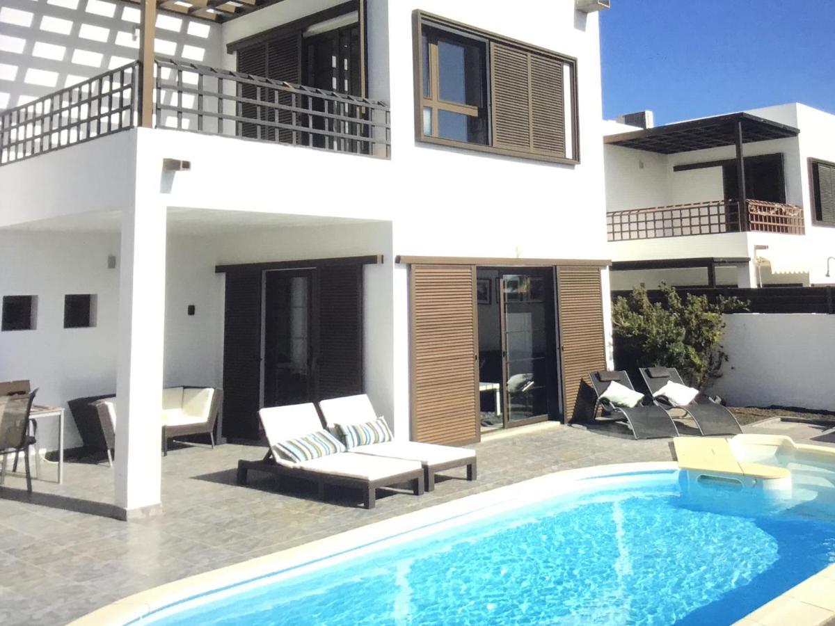 Modern Villa With Sea Views Costa Teguise Buitenkant foto