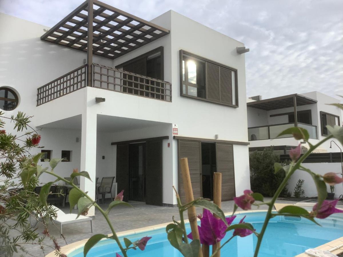 Modern Villa With Sea Views Costa Teguise Buitenkant foto